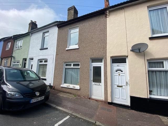 Grove Road, Chatham, Kent, ME4 5HS